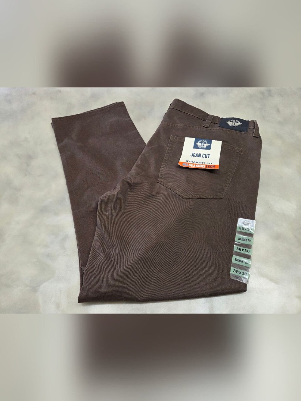 Dockers NWT Straight-Fit Jean Cut Brown Jeans 38x30